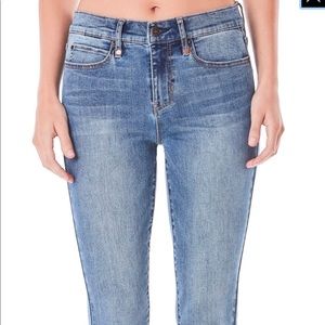 NWT Nicole Miller High Rise skinny
